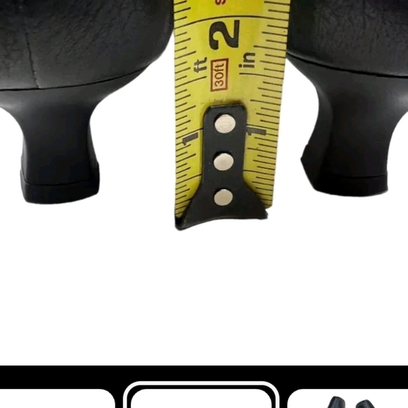 Stuart Weitzman kitten heels black leather shoes with tiny heels size 7.5M - Picture 12 of 12